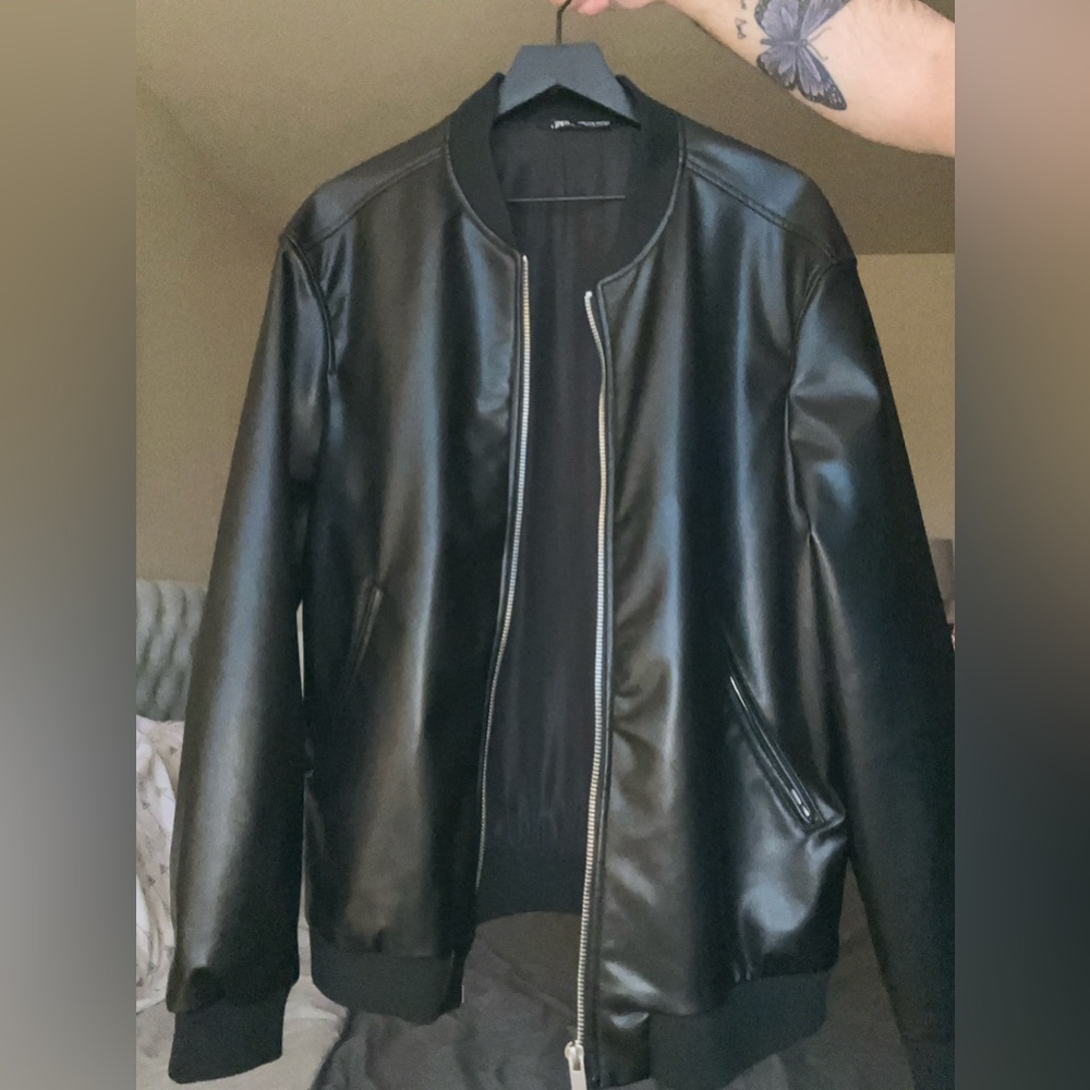Zara (faux) Leather Jacket - Picture 6 of 8
